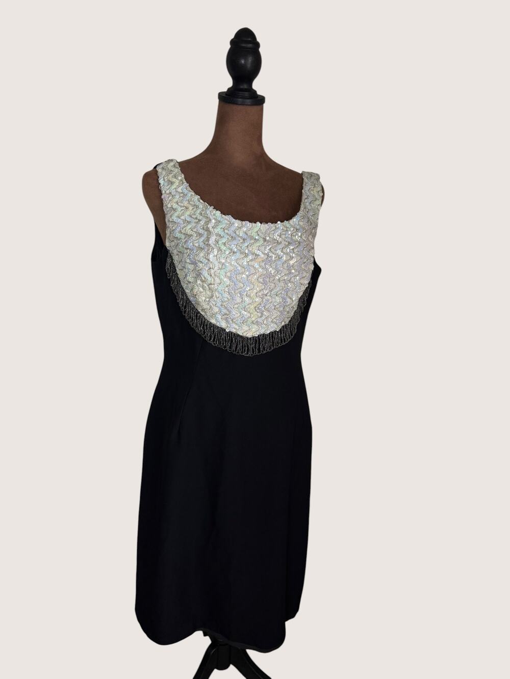 Black Sleeveless Beaded Sequin Cocktail Dress
